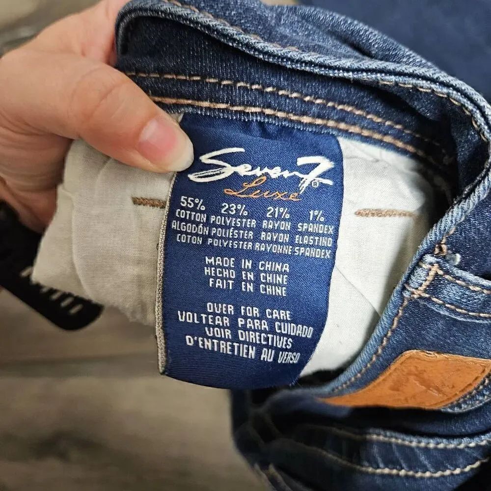 Seven7 Slim Boot Jeans - Picture 6 of 8